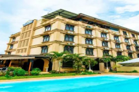 Golden Tulip Stone Town Boutique